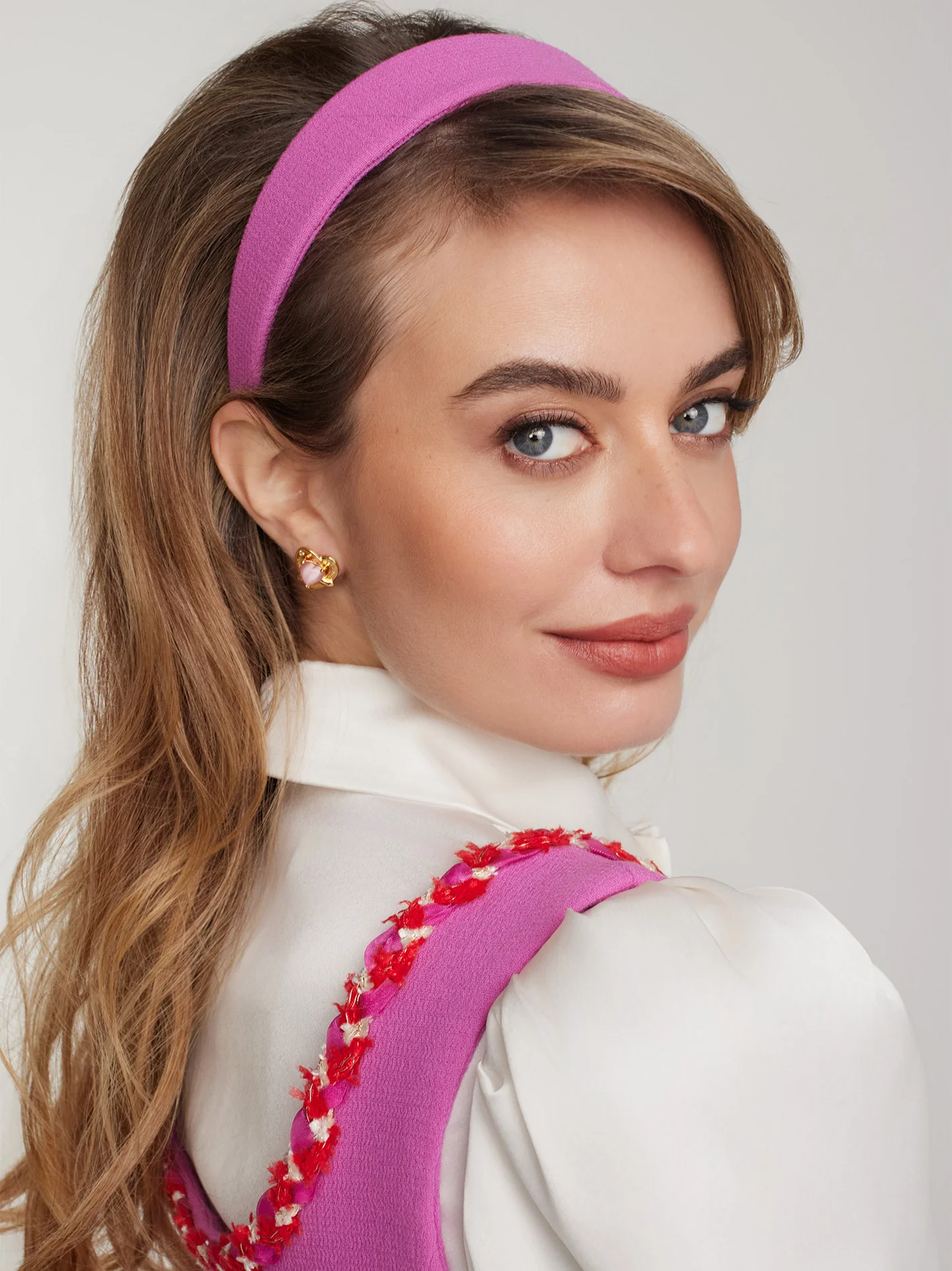 Ambre Heart Earrings (Pink) - Image 2