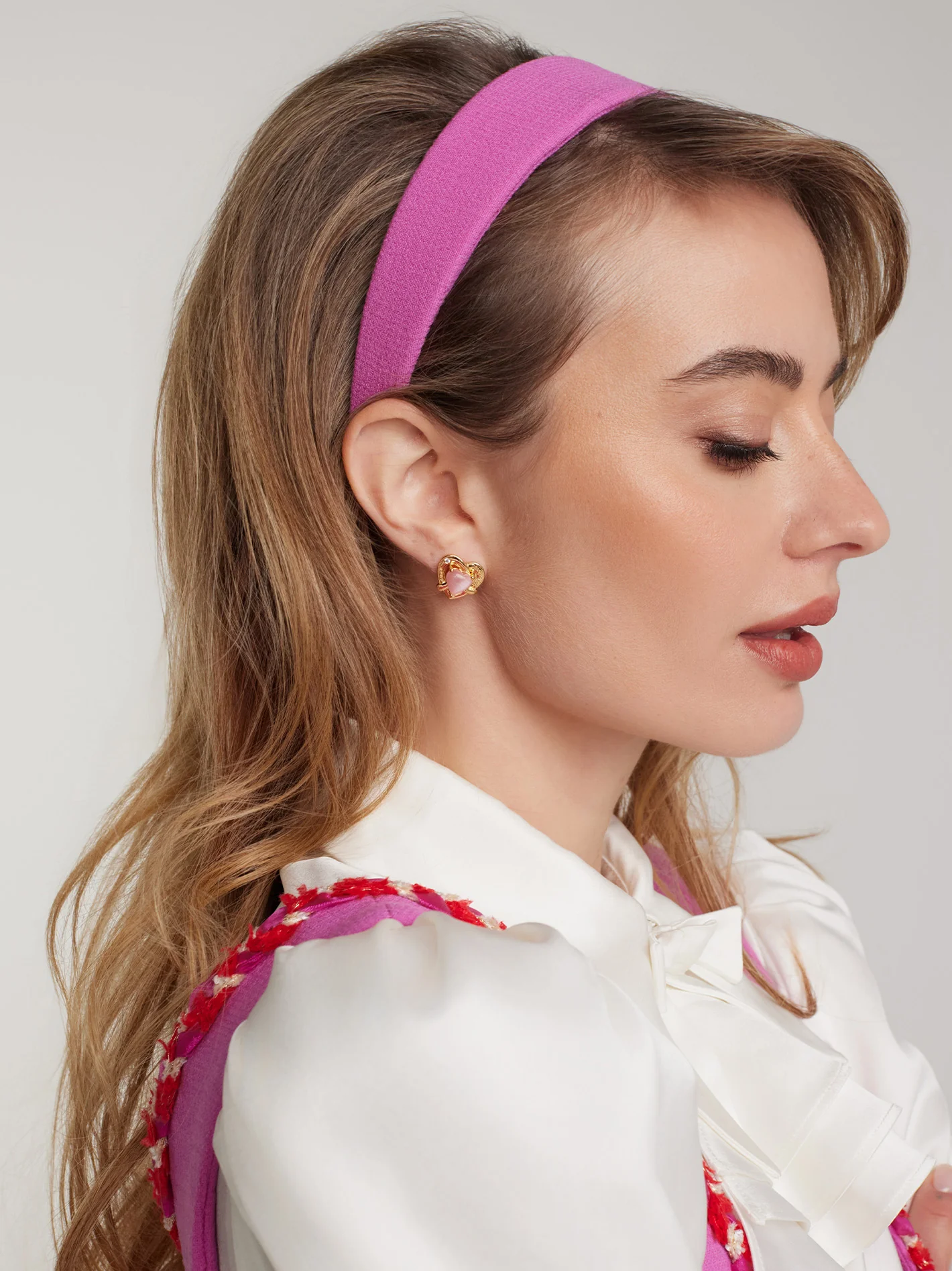 Ambre Heart Earrings (Pink) - Image 3
