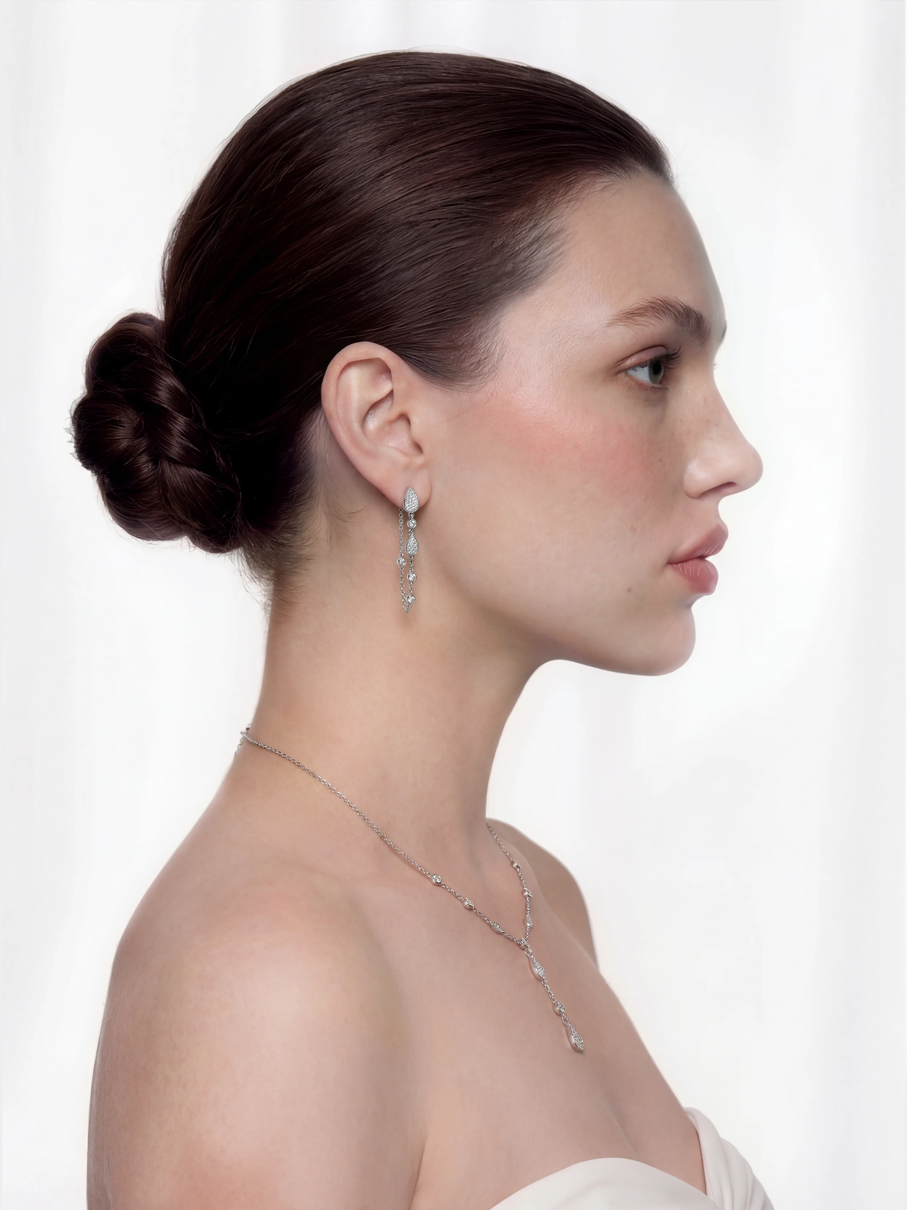 Ameline Crystal Drop Y-Chain Necklace - Image 4