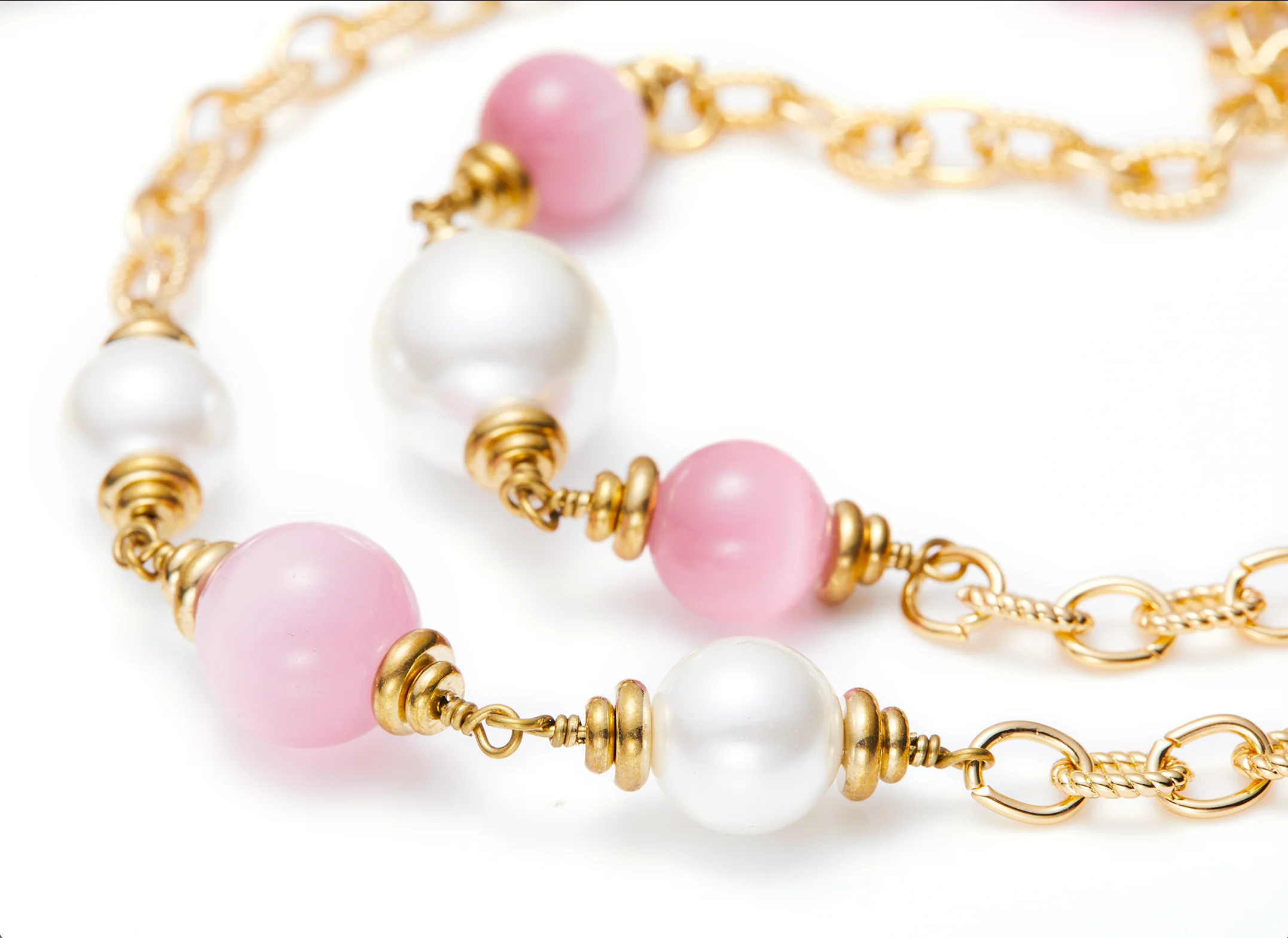 Isabella Pearl Necklace (Pink) (Final Sale) - Image 4