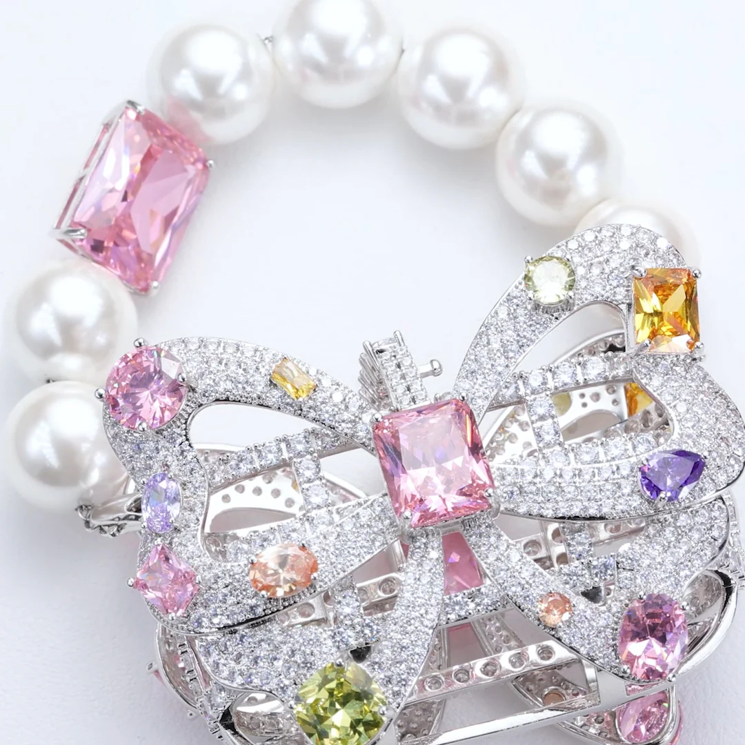 Leah Air Pod Case (Final Sale) - Image 2