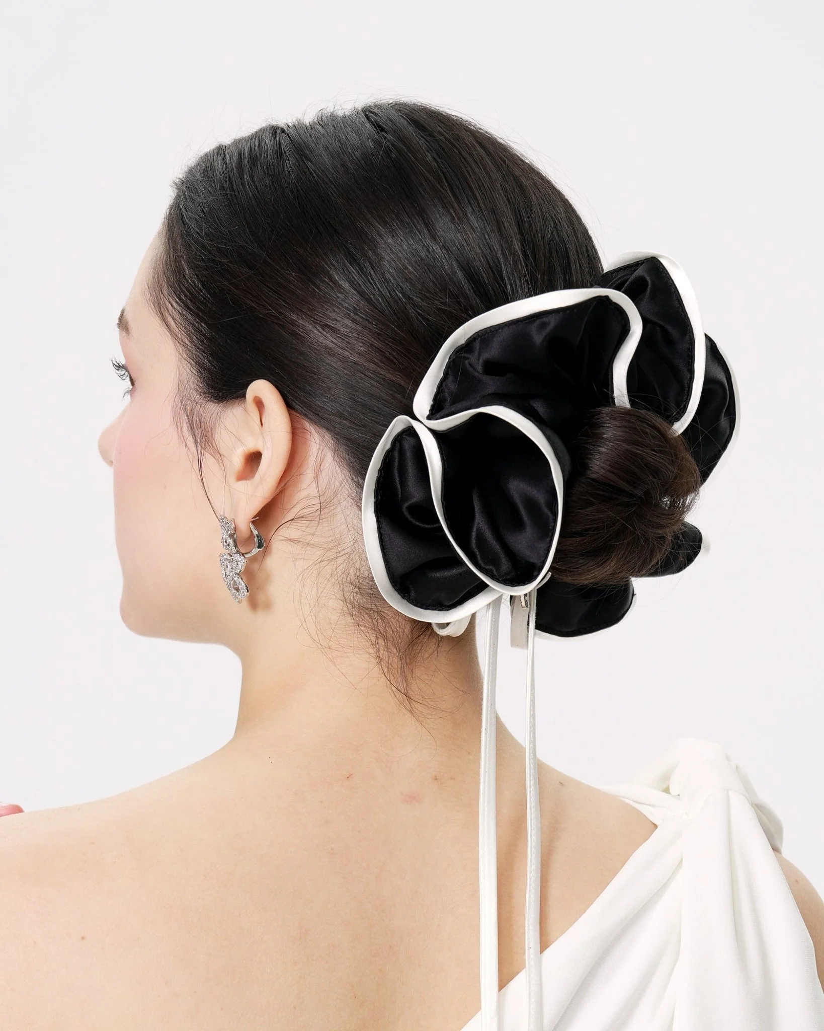 Marlene Scrunchie (Black) - Image 3