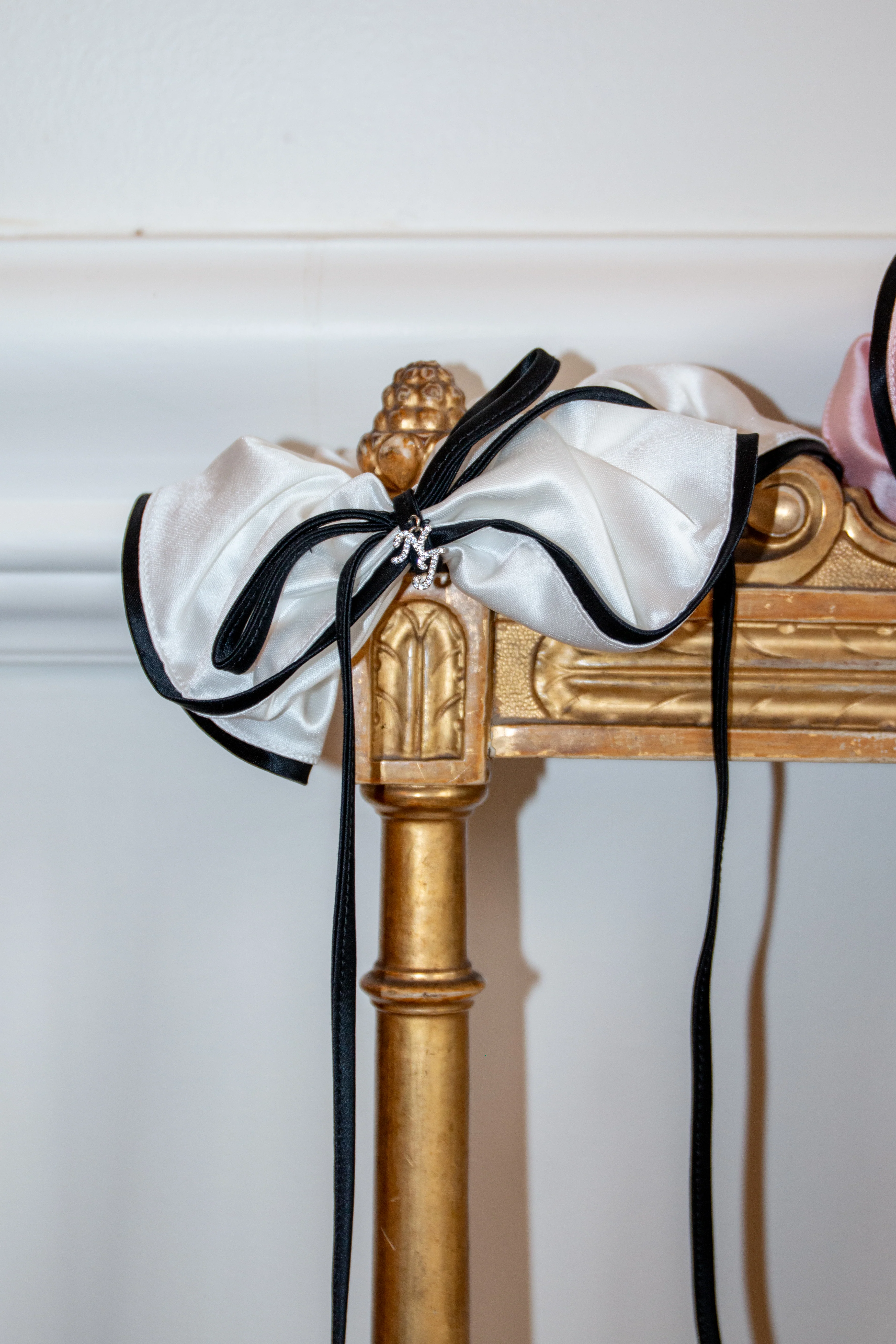 Marlene Scrunchie (White) - Image 5
