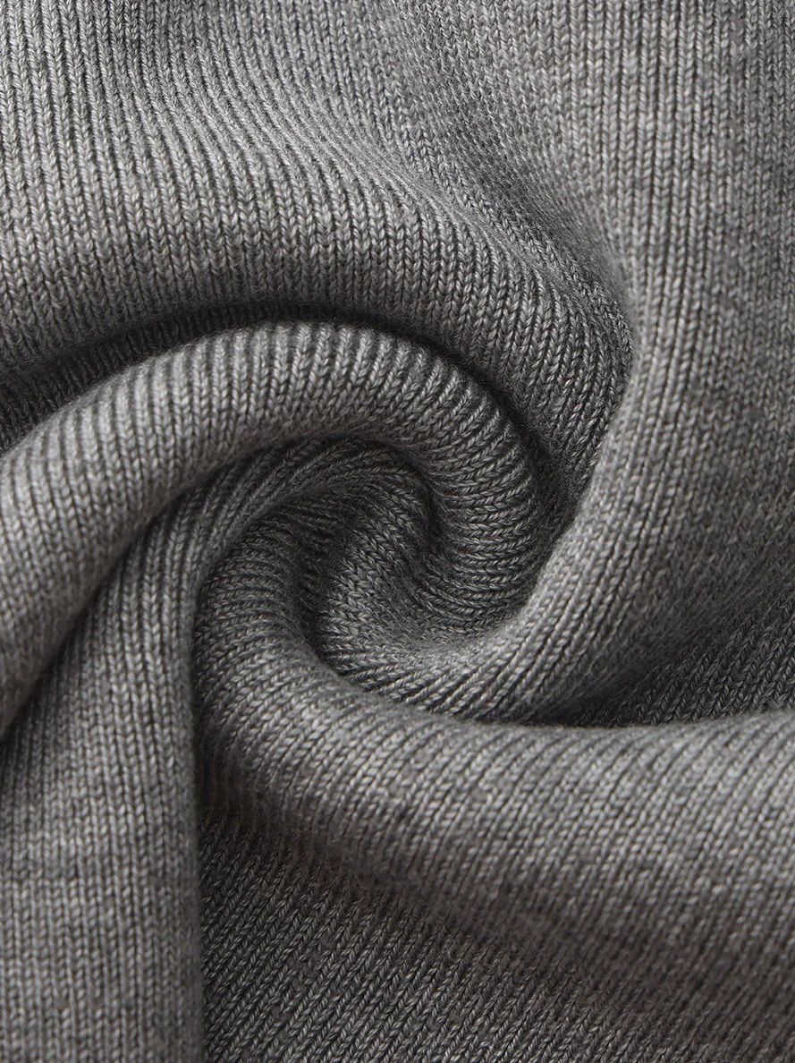 Mia Contrast-Collar Grey Short Sleeve Knit Top - Image 10